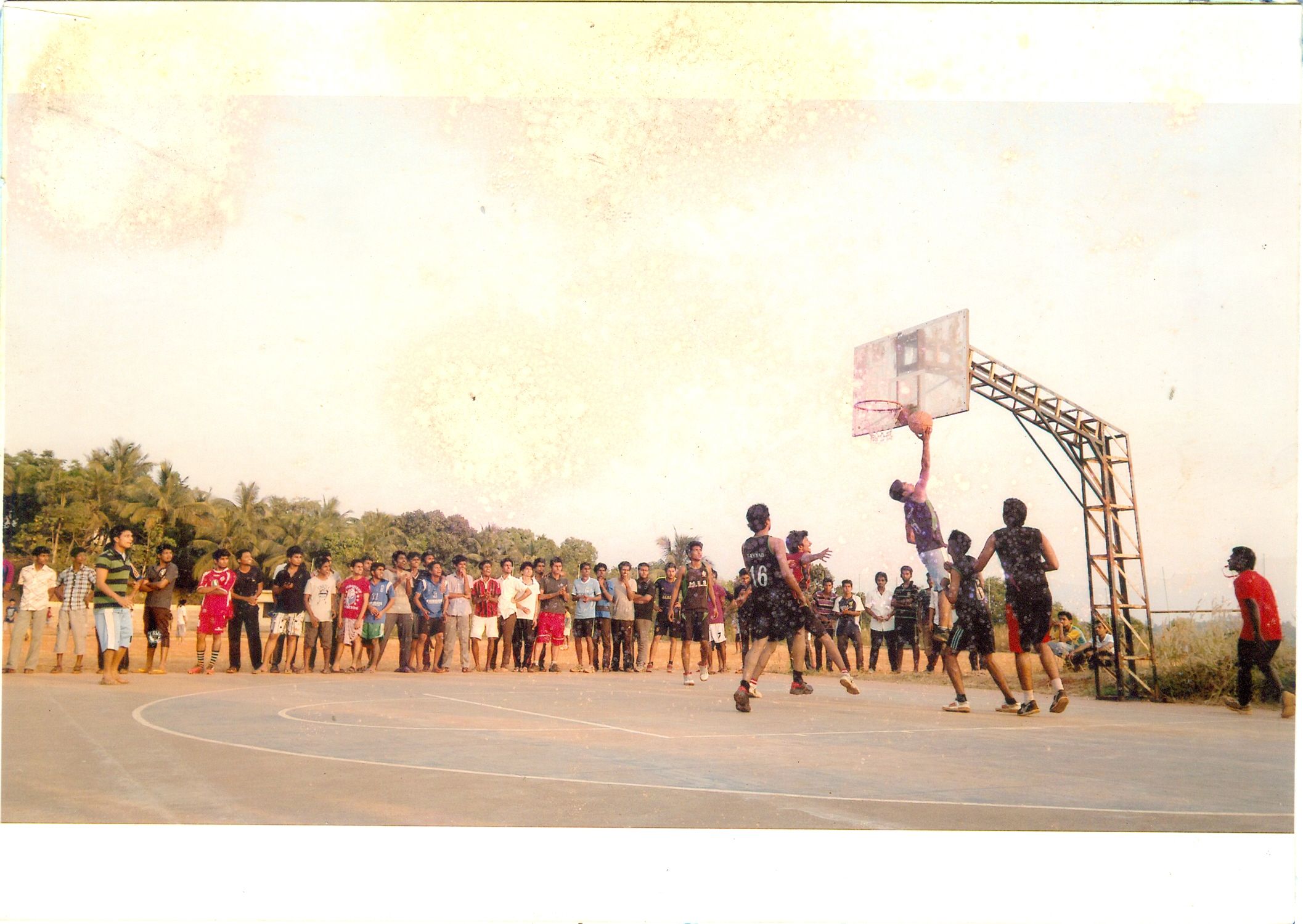 BASKET BALL